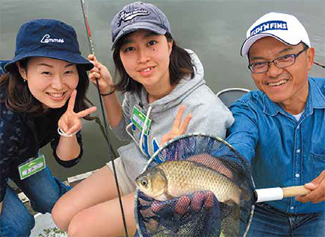 潜った 見た 釣った わたし達は 海の中を観察しています つれるエサづくり一筋 マルキユー株式会社の公式サイトです